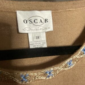 Vintage, Oscar de la Renta Tan Top, made in Hongkong, 100% merino wool